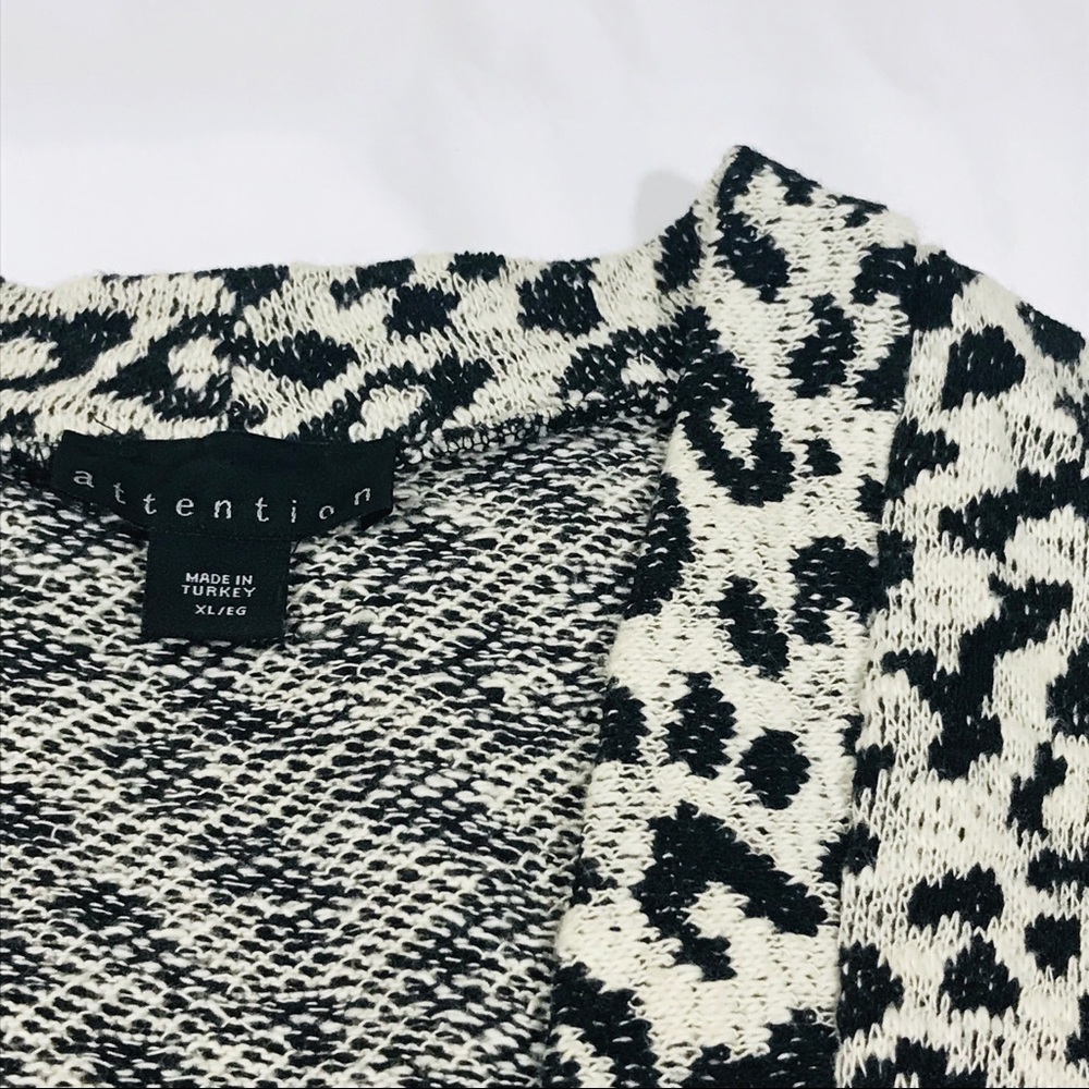 Women’s Attention Cardigan - Picture 7 of 7
